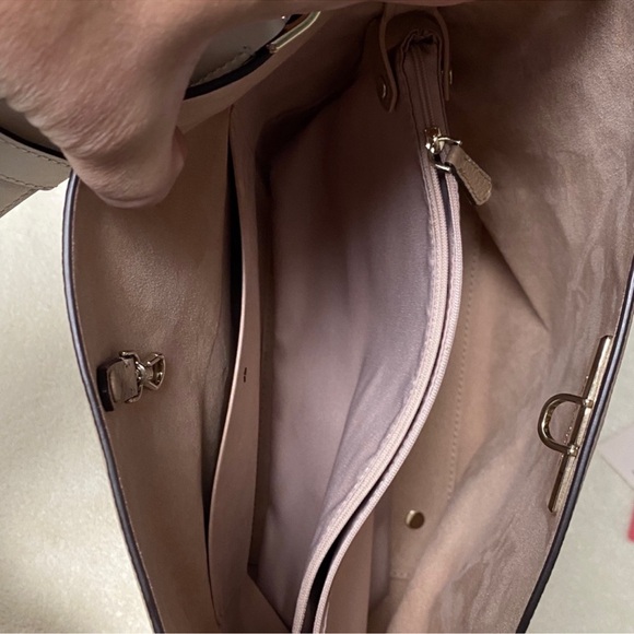 Kate Spade Beige Leather Shoulder Bag - Picture 11 of 13